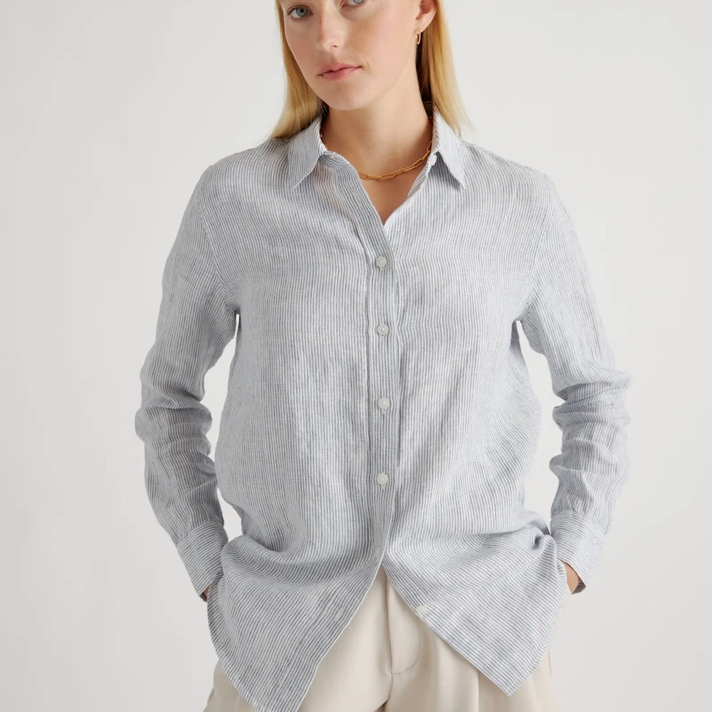 Quince 100% European Linen Long Sleeve Light Blue Button Down Shirt